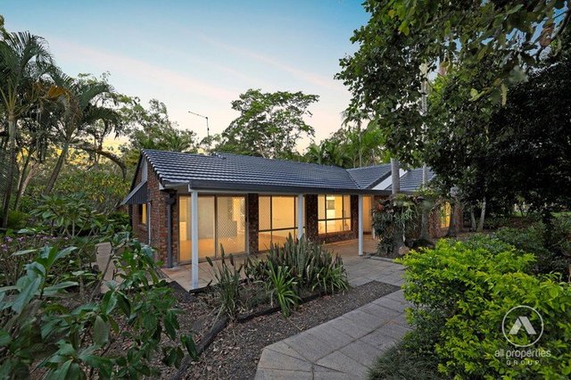 126-128 Eildon Close, QLD 4125