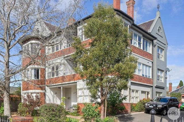 3/4 Lyons Street South, VIC 3350