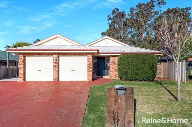 14 Lightwood Drive, NSW 2541