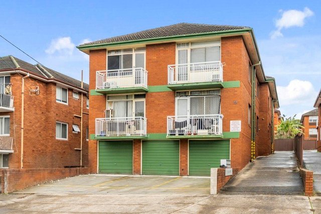 8/12 Colin Street, NSW 2195