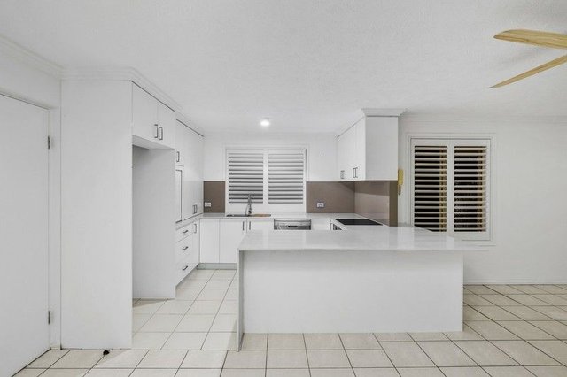 1/27 Stephens Street, QLD 4220