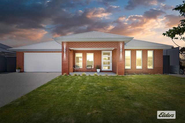 137 Hillford Circuit, NSW 2640