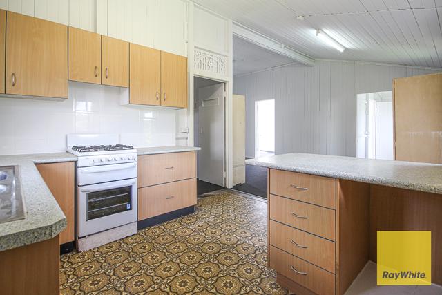 7 Arnold Street, QLD 4121