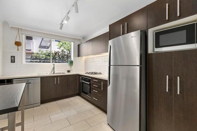 2/493 St Kilda Street, VIC 3184