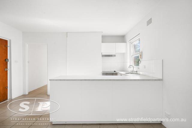 7/21 Lyons Street, NSW 2135