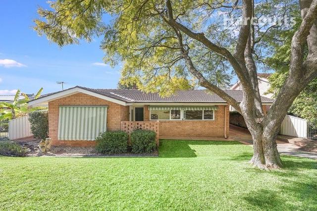 4 Pine Avenue, NSW 2560