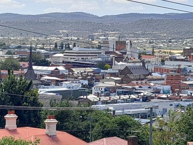 C/2 Hillside Crescent, TAS 7250