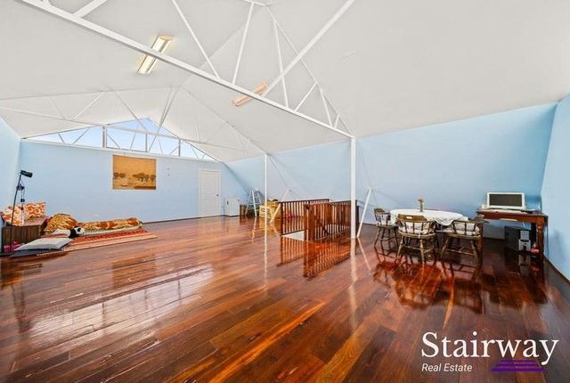 16 Leach Avenue, WA 6148