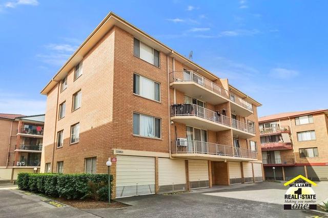 116/2 Riverpark Drive, NSW 2170