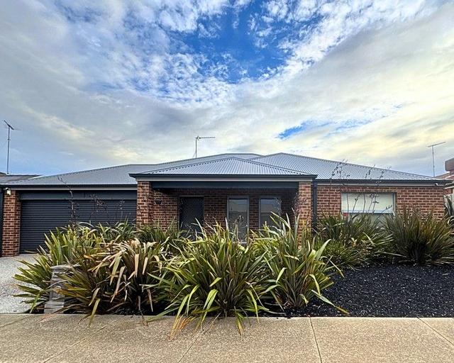 18 Tree Street, VIC 3216