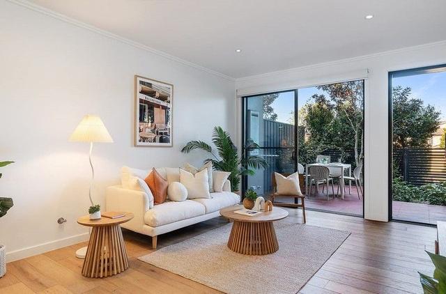 14 Hakea  Drive, NSW 2102