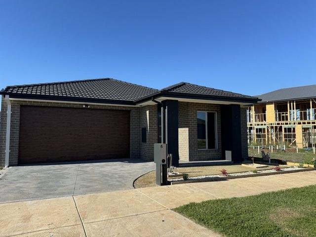 8 Farleigh Drive, VIC 3029