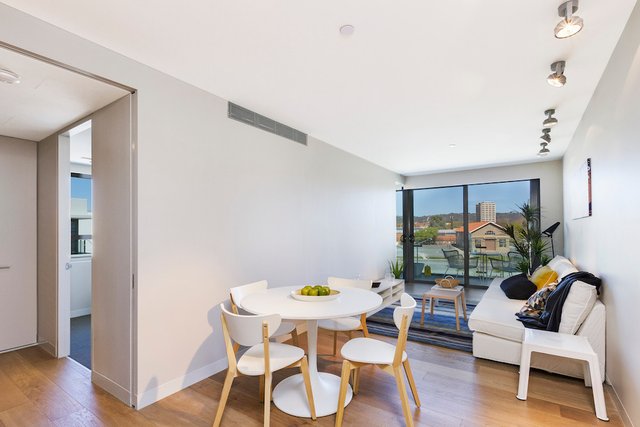 30/21 Eastlake Parade, ACT 2604