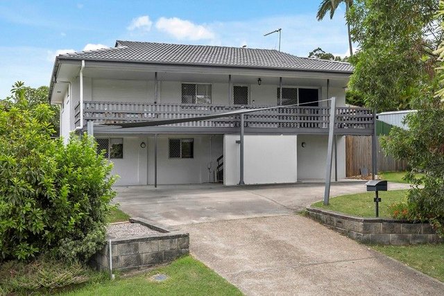 4 Britt Place, QLD 4053