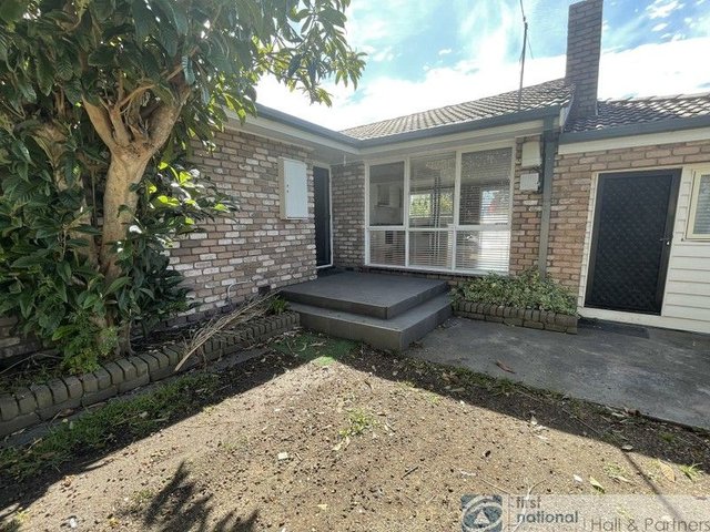 2/15 Adelaide Street, VIC 3175