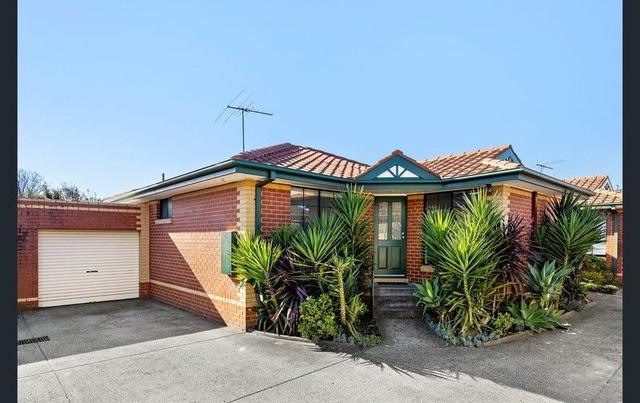 3/4 Bellevue Terrace, VIC 3044