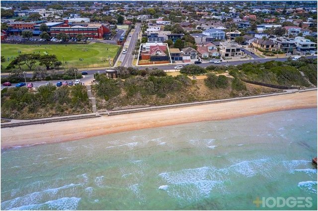 102 Beach Road, VIC 3194