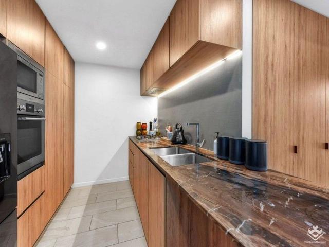 004/27 Commercial Road, QLD 4006