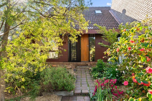 54 Wybalena Grove, ACT 2614