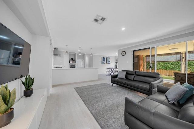 7 Albana Grove, WA 6065
