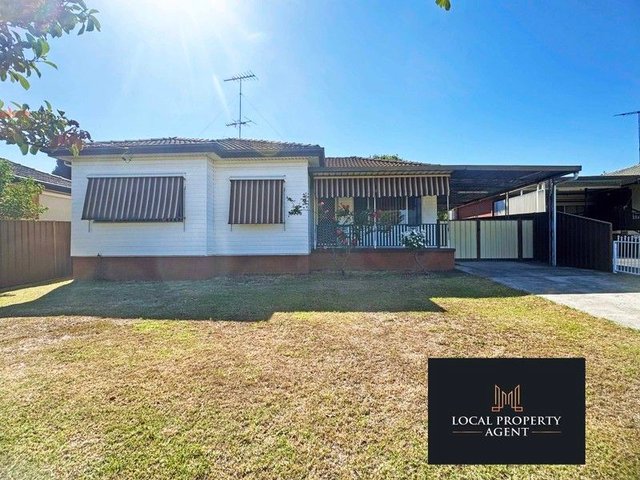 12 Paterson St, NSW 2560