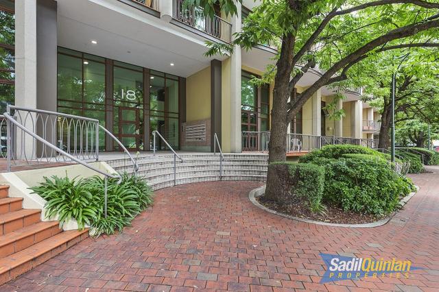 37/18 Captain Cook Crescent, ACT 2603
