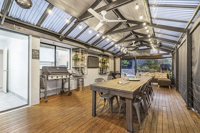 54 Oxley Avenue, WA 6025