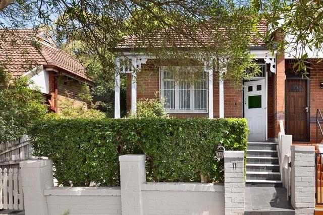 11 Moncur Street, NSW 2204
