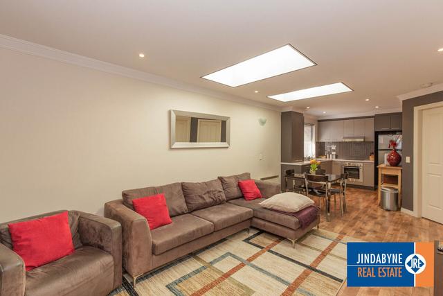 2/19 Bogong Street, NSW 2627