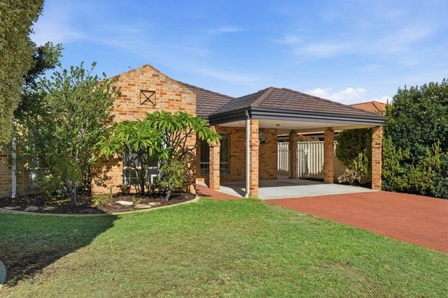 11 Estcourt Road, WA 6104