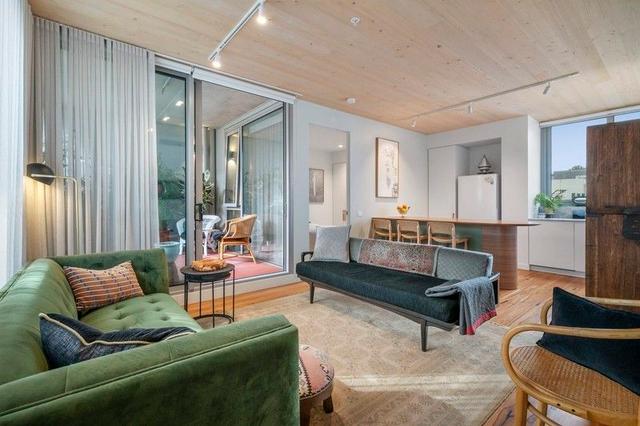304/77 Nicholson Street, VIC 3057