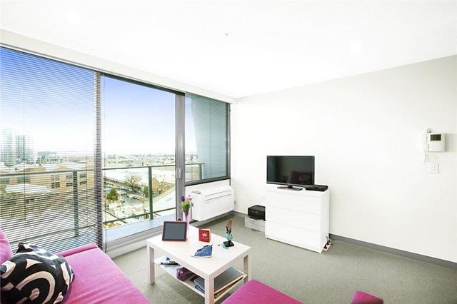 809/53 Batman Street, VIC 3003