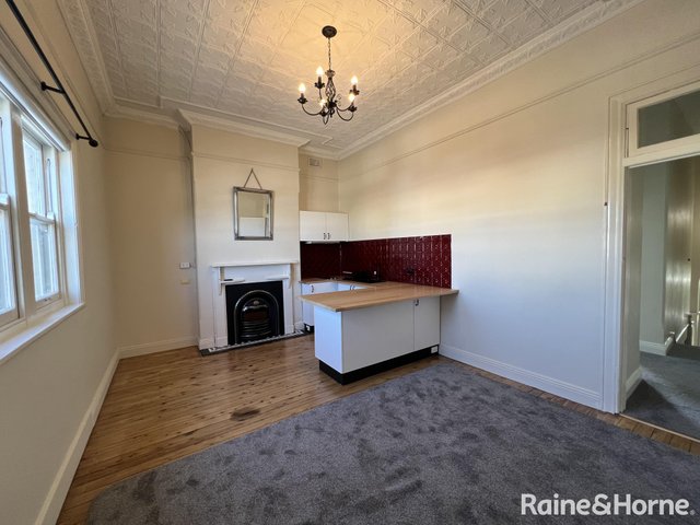 1/201 Peisley Street, NSW 2800