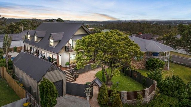 3 Emerson Way, QLD 4210