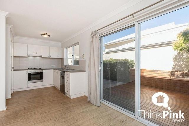 2/31 Beechboro Road South, WA 6053
