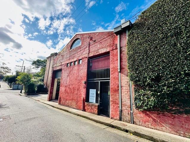33 St Marys Lane, NSW 2050