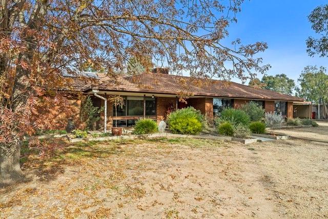 70 Sampsons Road, VIC 3636