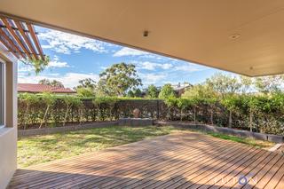 Deck & Courtyard