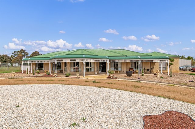 9 Hammond Circuit, VIC 3340