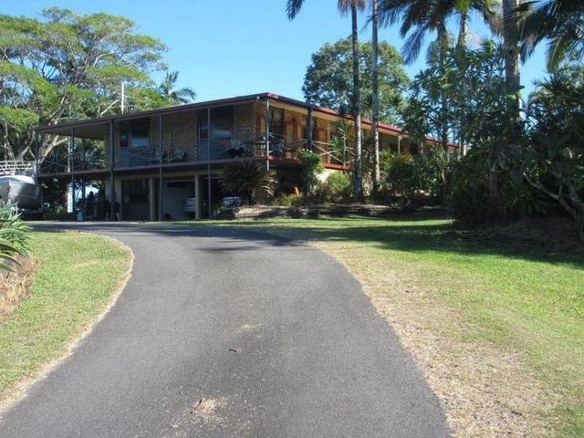 409 Flying Fish Point Road, QLD 4860