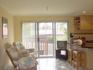 Family room (2002-03-14)