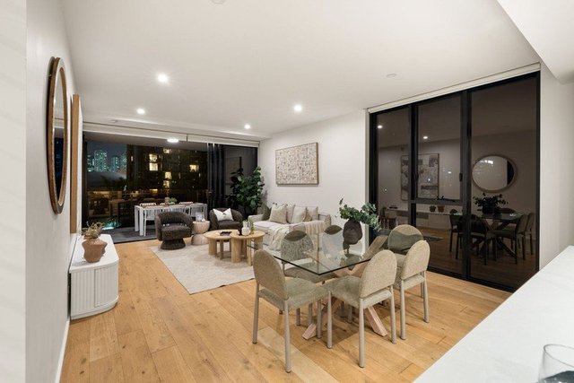 20308/33 Manning Street, QLD 4101