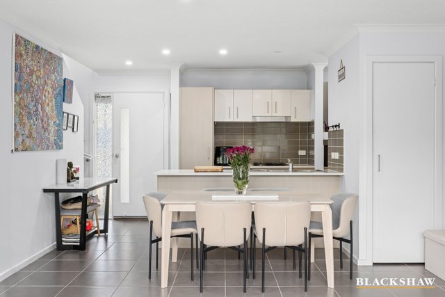 6/4 Annie Douglas Street, ACT 2913