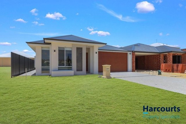 29 Currawong Loop, WA 6164