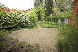 Front Courtyard (2004-10-13)