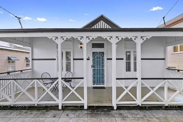 73 Guthrie St, QLD 4064