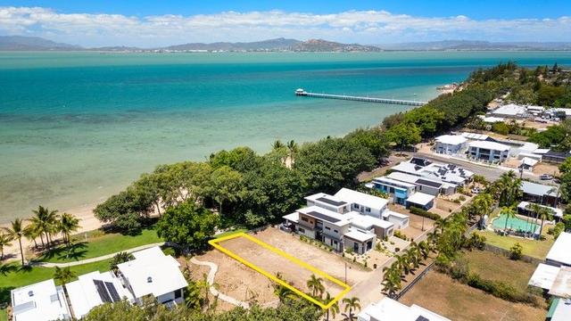 Lot 11/11-19 The Esplanade, QLD 4819