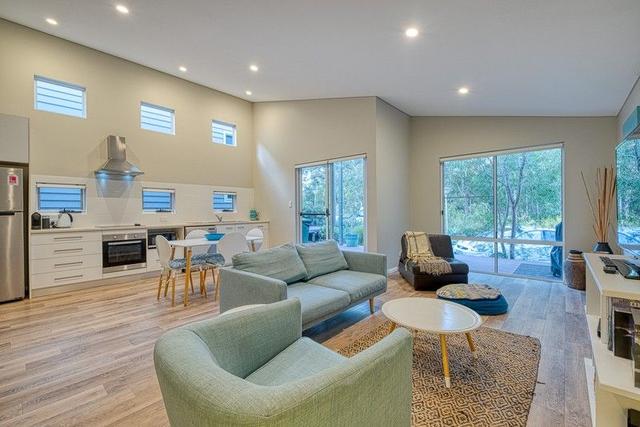 27/1652 Caves Road, WA 6281