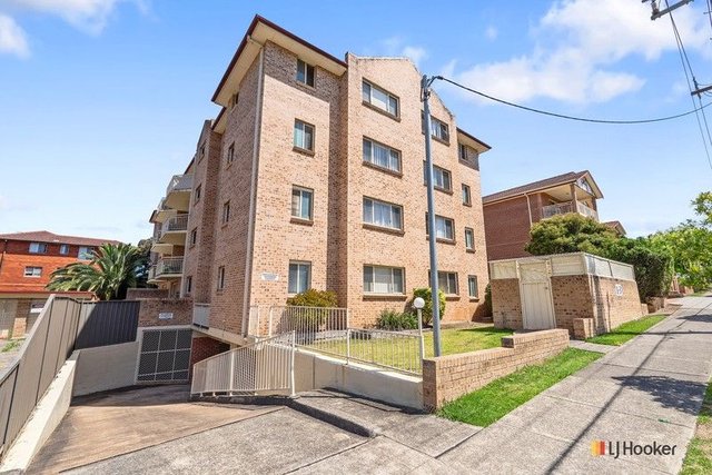 12/1-3 Percival Street, NSW 2222