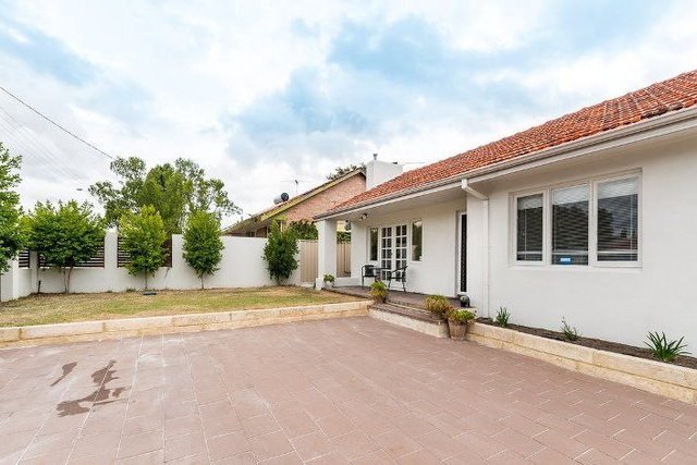 126 Morley Drive, WA 6060